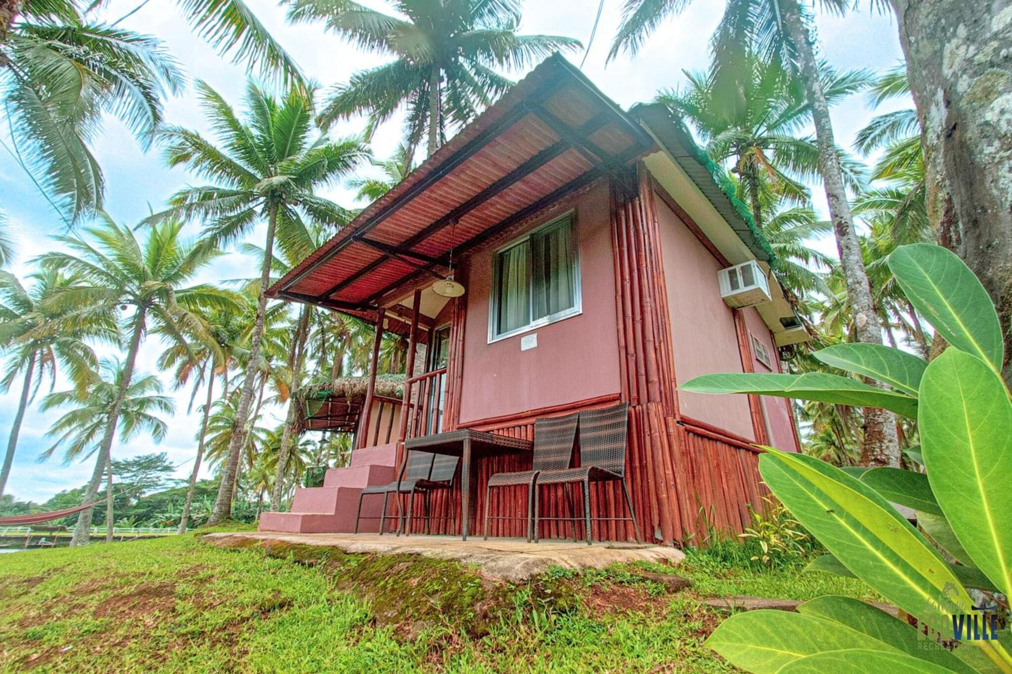 Caliraya Ecoville Recreation And Farm Resort Cavinti Exterior photo