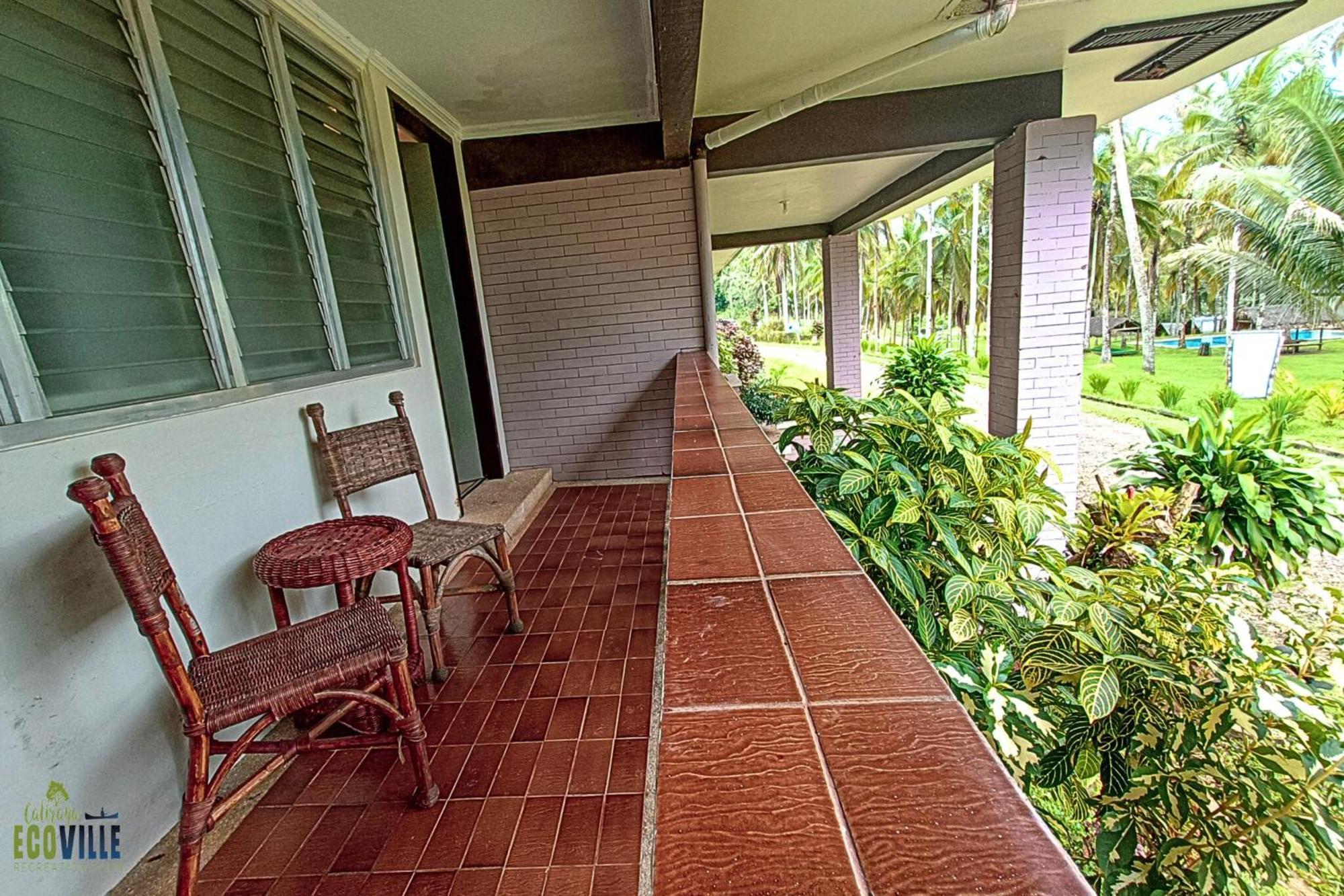 Caliraya Ecoville Recreation And Farm Resort Cavinti Exterior photo