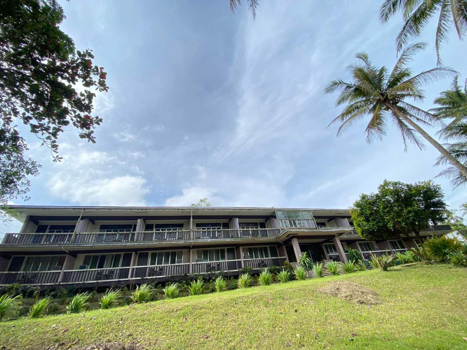 Caliraya Ecoville Recreation And Farm Resort Cavinti Exterior photo